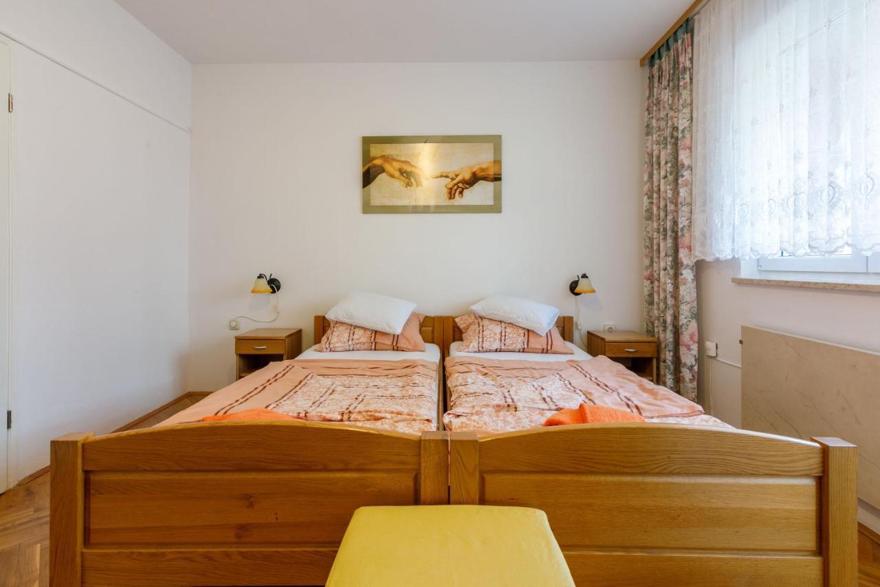 Apartments Villa 7 Цриквениця Екстер'єр фото